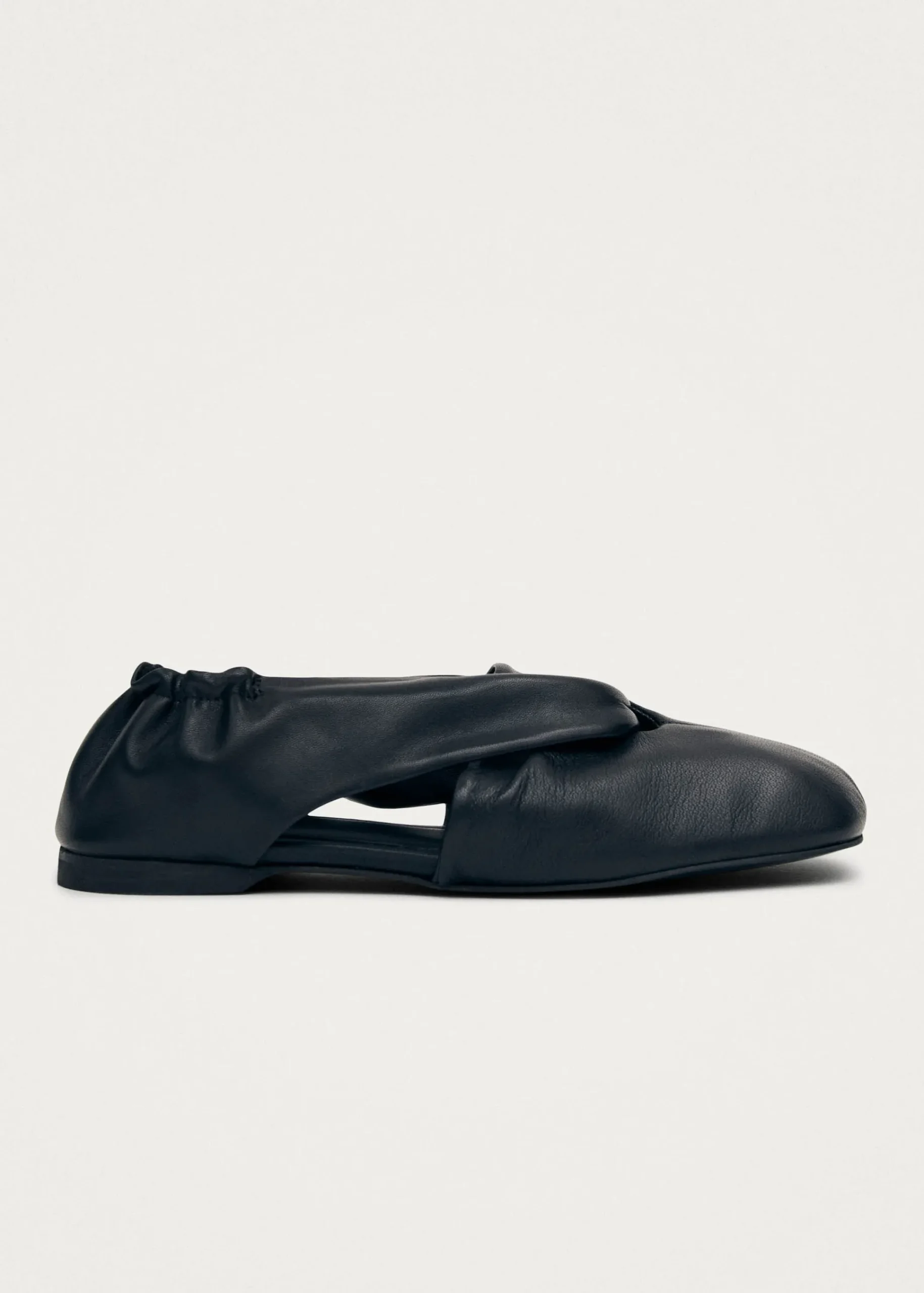 Alaula Leather Ballet Flats|ALOHAS Fashion