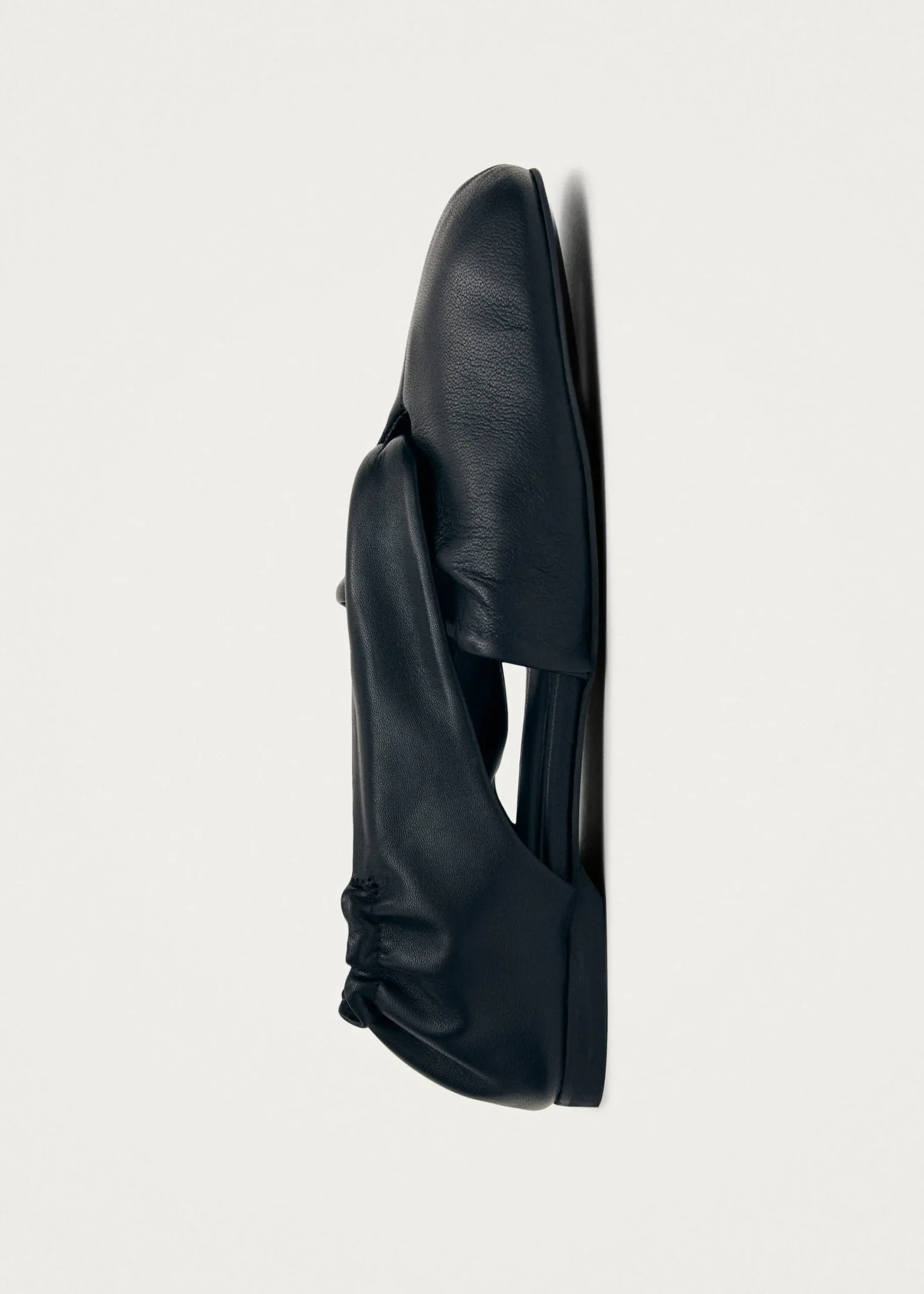 Alaula Leather Ballet Flats|ALOHAS Fashion