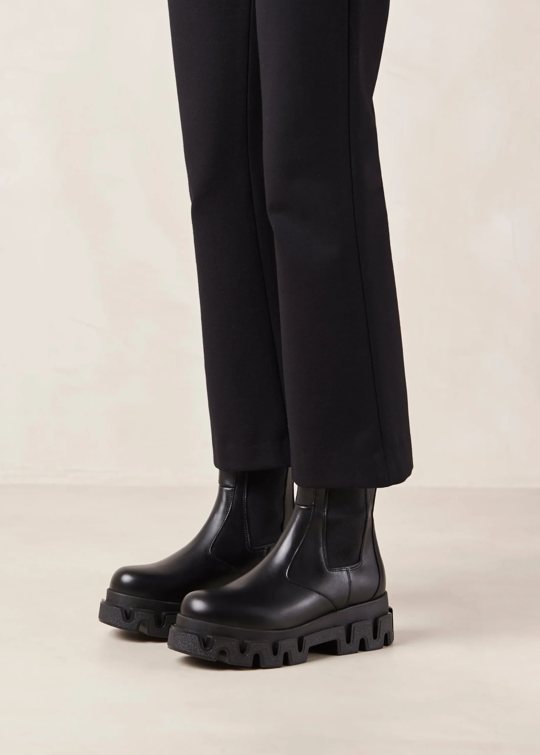 Anastasia Leather Ankle Boots|ALOHAS Clearance