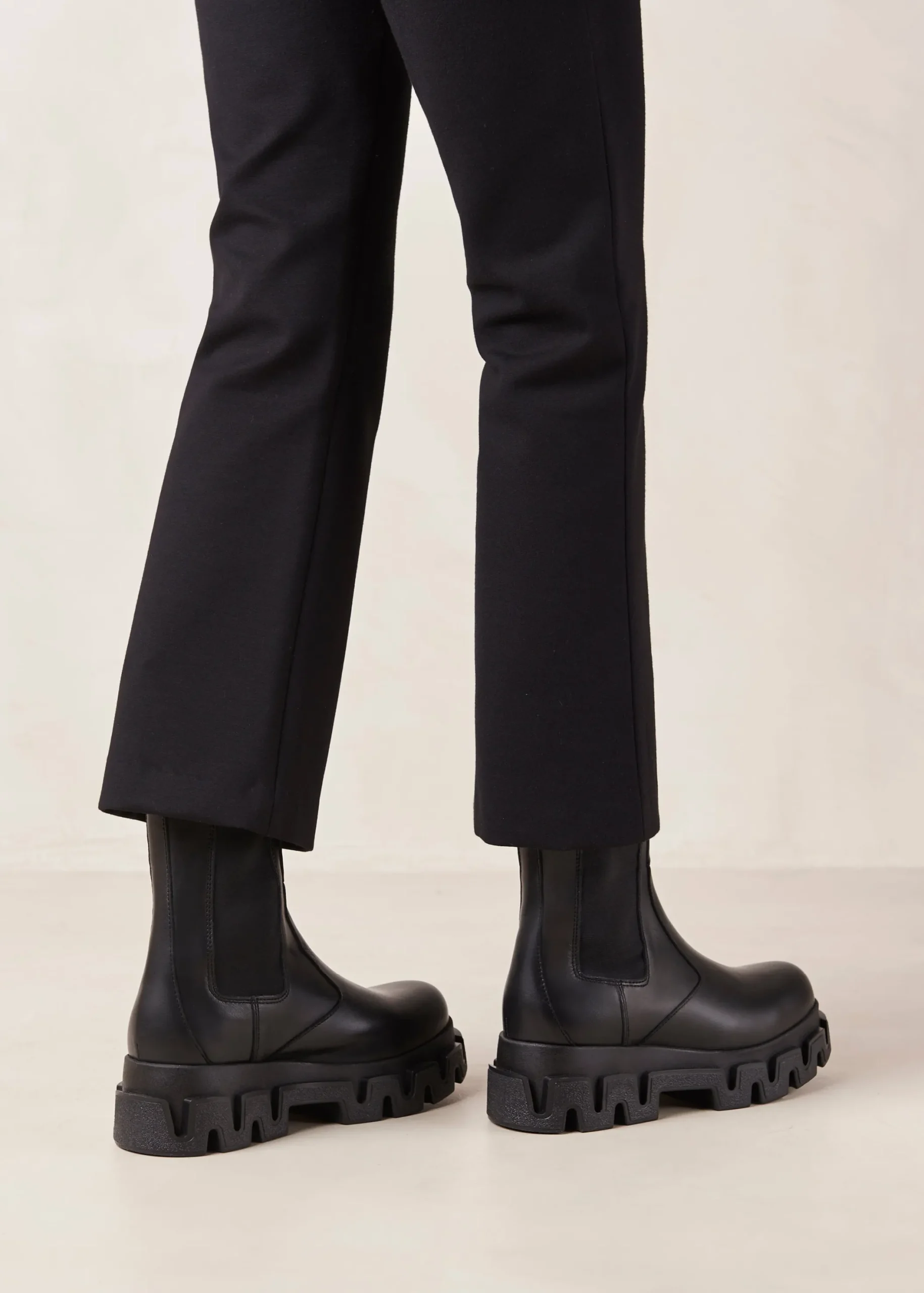 Anastasia Leather Ankle Boots|ALOHAS Clearance