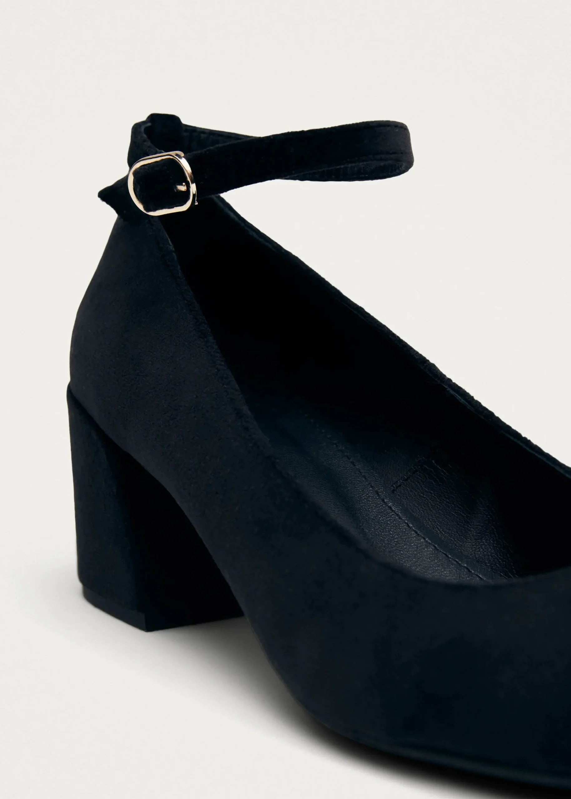 Antoine Velvet Black Pumps|ALOHAS Hot