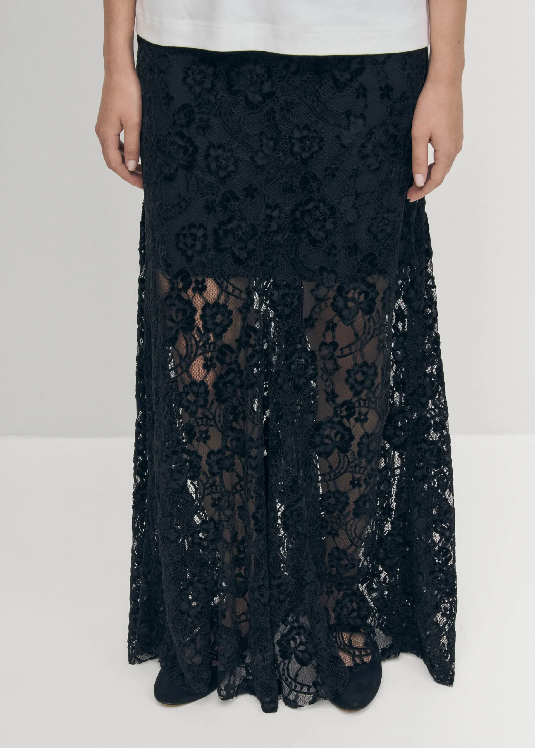 Bundi Lace Black Skirt|ALOHAS Clearance