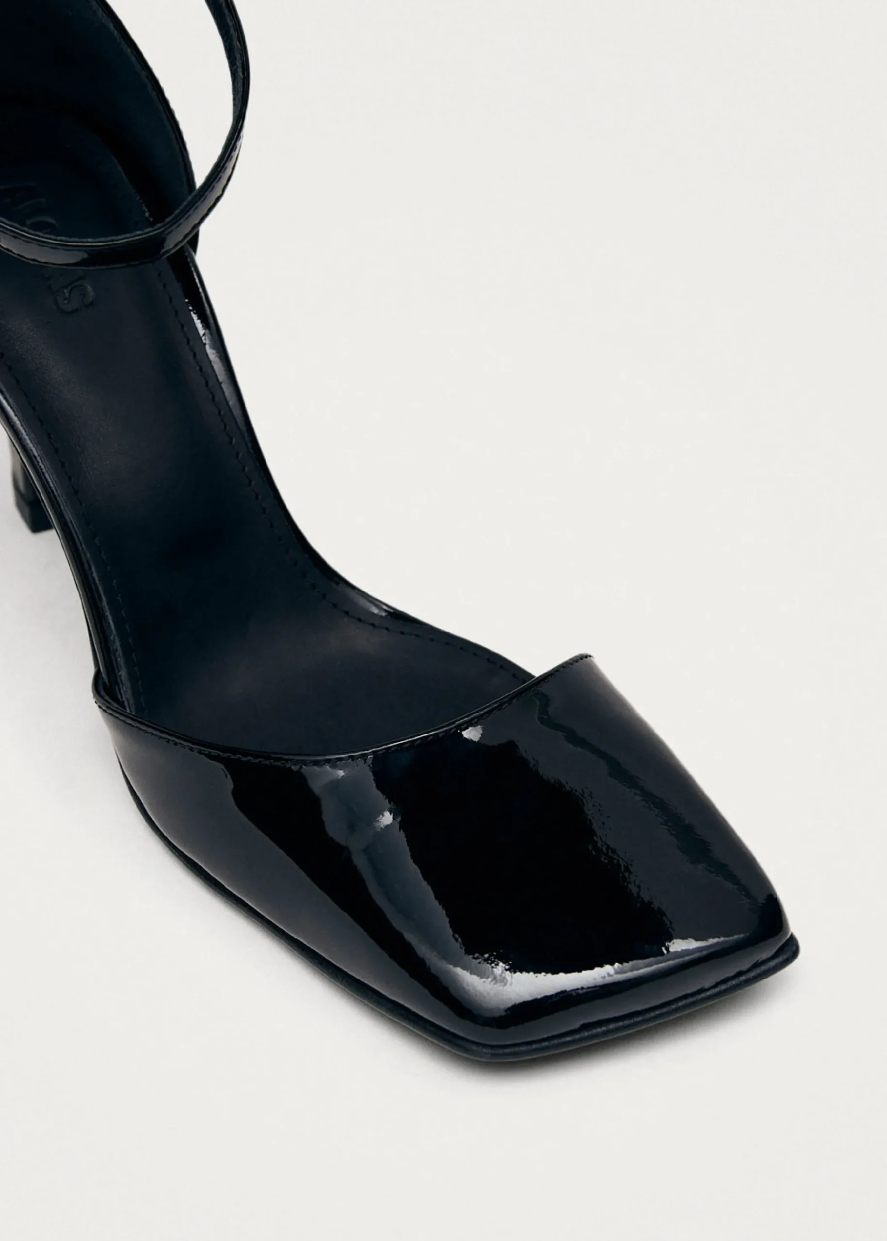 Liebe Onix Black Leather Pumps|ALOHAS Outlet