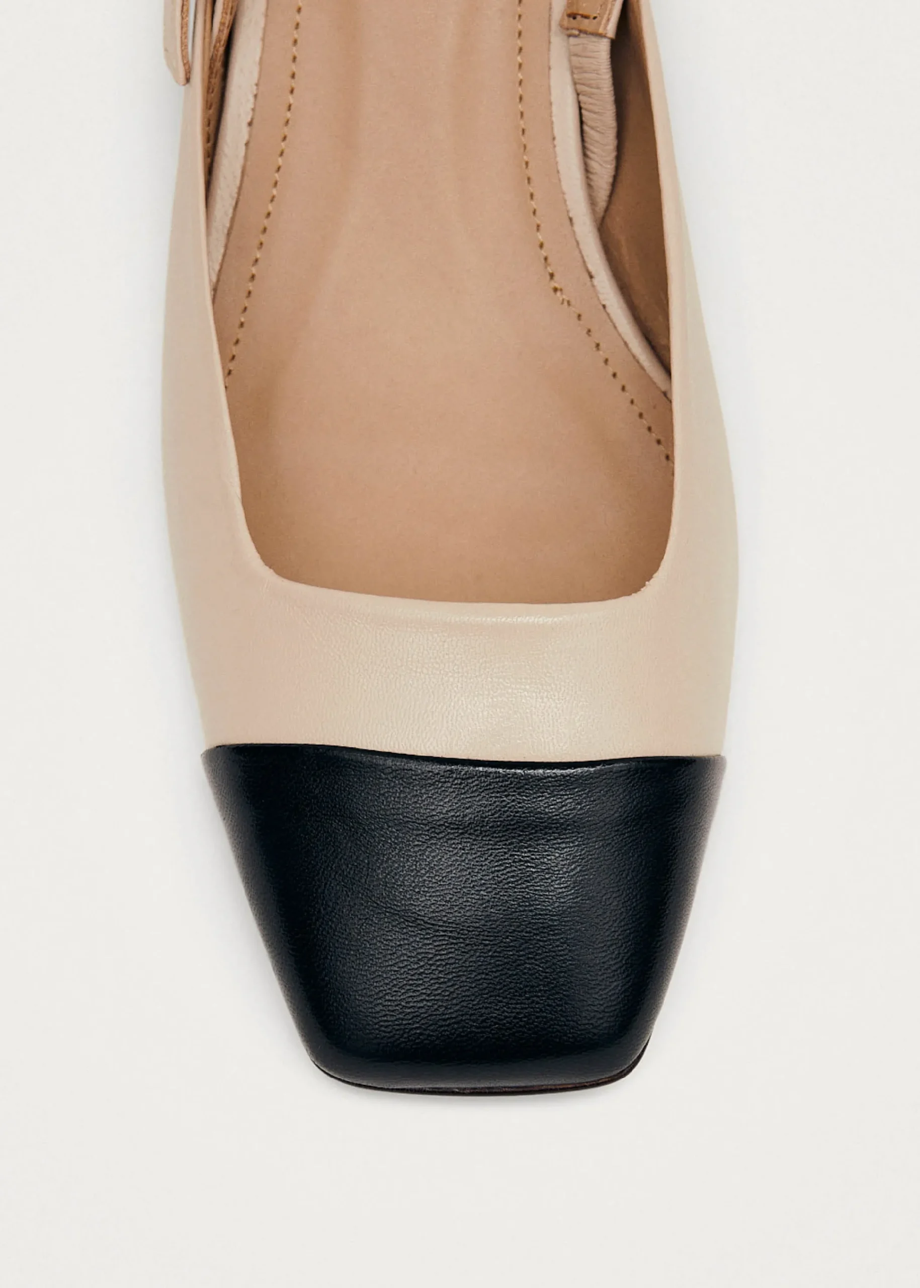 Lindy Bicolor Cream Black Leather Pumps|ALOHAS Hot