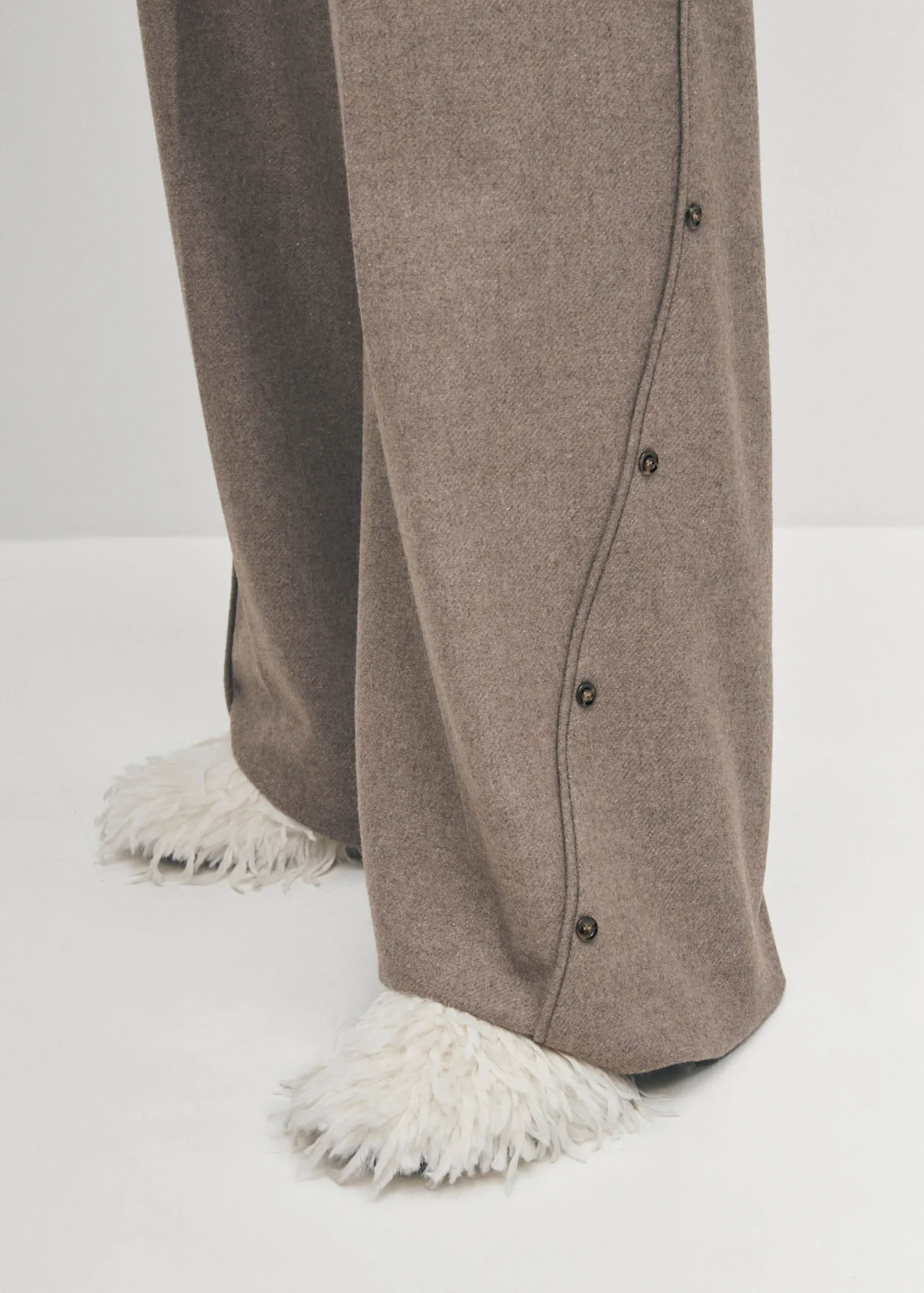 Maja Furry Cream Leather Mules|ALOHAS Online