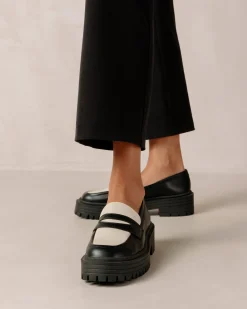 Mask Bicolor Black Vegan Leather Loafers|ALOHAS Online