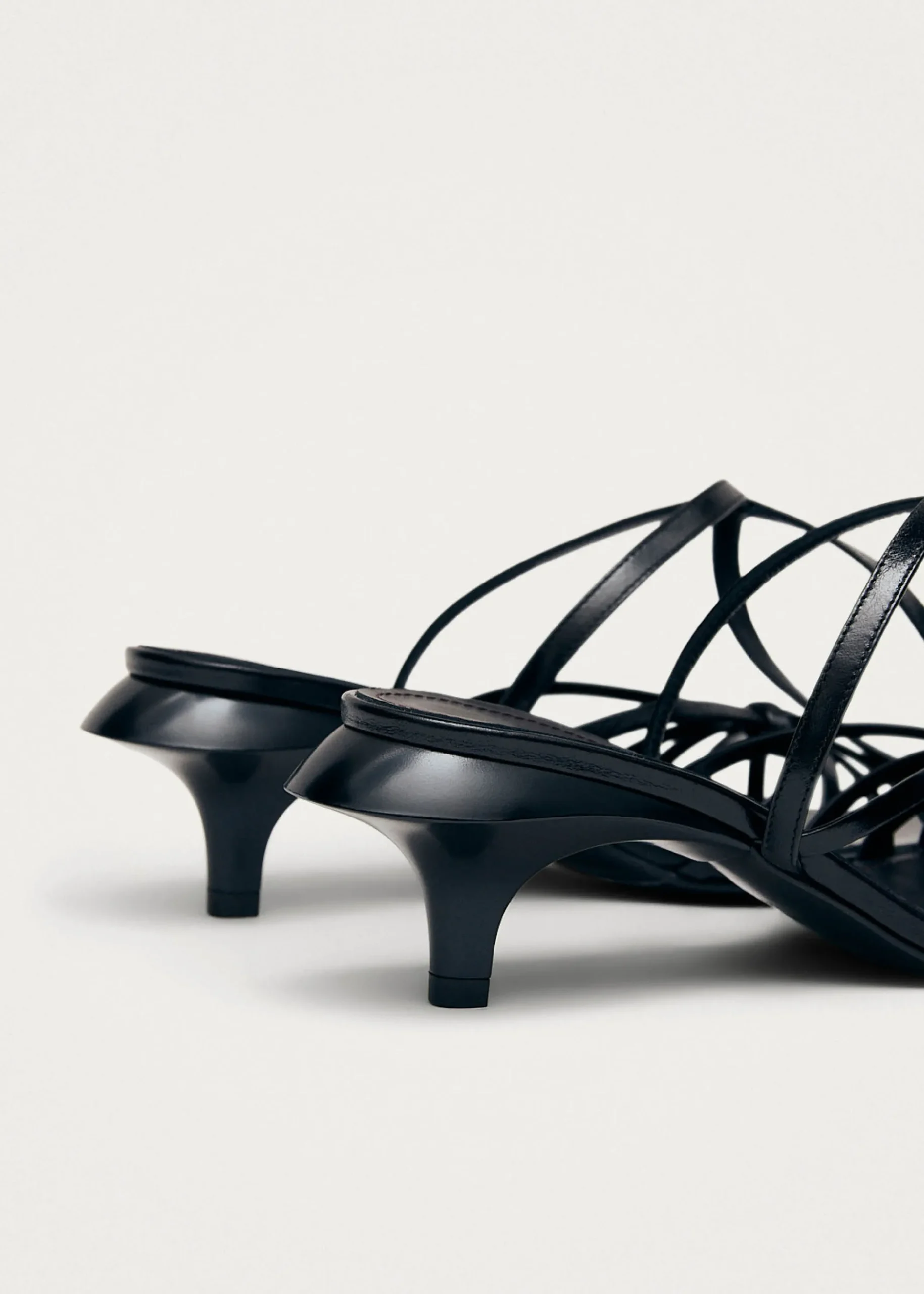 Soleia Leather Sandals|ALOHAS Best