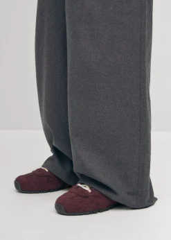 tb.56 Suede Fuzzy Burgundy|ALOHAS New